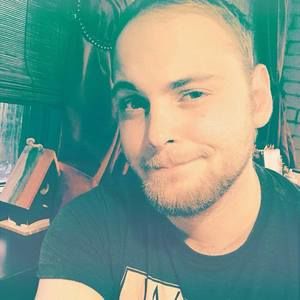 Meet your Posher, Colby